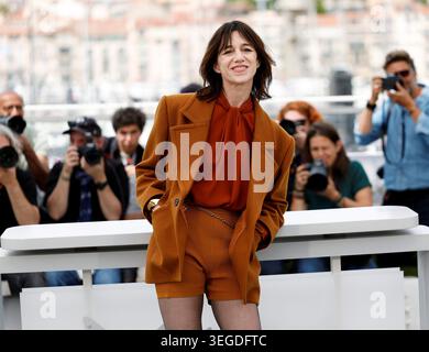 Cannes, France. 19 mai 2026. © PHOTOPQR/NICE MATIN/Dylan Meiffret ; Cannes ; 19/05/2026 ; FRANCE-FILM-FESTIVAL-CANNES2026 L'actrice et chanteuse française Charlotte Gainsbourg pose lors d'un appel photo du film 'L'affaire Marie-Claire' à la 79ème édition du Festival de Cannes, dans le sud de la France, le 19 mai 2026. *** Légende locale *** crédit : MAXPPP/Alamy Live News Banque D'Images