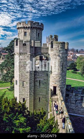 Vue sur le château historique de Warwick, Warwickshire, Angleterre. Banque D'Images