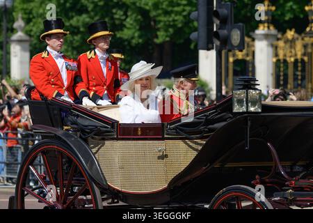 14 juin 2025, Londres, Royaume-Uni. Le roi Charles et la reine Camilla Banque D'Images