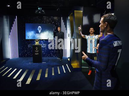 Paris, France. 19 mai 2026. Ballon d'Or fait son entrée au Musée Grévin à Paris, France le 19 mai 2026. Photo par Alain Apaydin/ABACAPRESS crédit : Abaca Press/Alamy Live News Banque D'Images