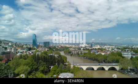 Vue aérienne panoramique de Tbilissi, Géorgie Banque D'Images