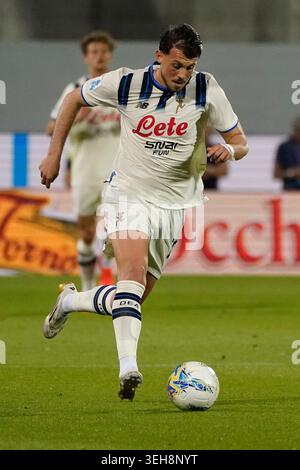 Firenze, Italie. 22 mai 2026. Lazar Samardzic d'Atalanta en action lors du match de football Serie A entre Fiorentina et Atalanta au stade Artemio franchi de Florence, au centre de l'Italie - vendredi 22 mai 2026. Sport - Soccer (photo de Marco Bucco/la presse) crédit : LaPresse/Alamy Live News Banque D'Images