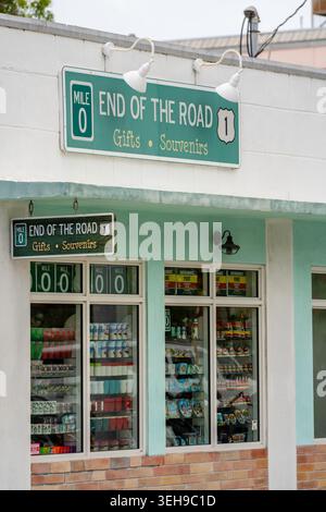 Key West, FL, États-Unis - 21 mai 2026 : boutique de cadeaux End of the Road à Key West Floride en gros plan sur la façade du magasin Banque D'Images