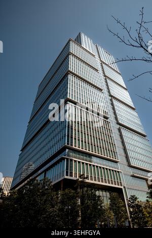 Tour de bureaux moderne à Tokyo Garden Terrace Kioicho à Tokyo, Japon. Banque D'Images