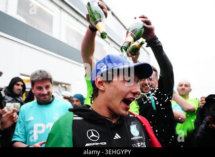 Vainqueur de la course, le pilote Mercedes Andrea Kimi Antonelli après le Grand Prix du Canada 2026 au circuit de Gilles-Villeneuve, Montréal. Date de la photo : dimanche 24 mai 2026. Banque D'Images