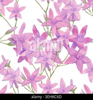 Motif aquarelle sans couture avec fleurs campanula lilas, bourgeons et tiges vertes sur fond blanc. Motif de répétition botanique peint à la main pour le tissu Banque D'Images