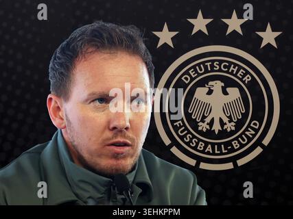 Deutschland. 25 mai 2026.  ! ACHTUNG FOTOMONTAGE ! Hier im Bild Julian Nagelsmann, Bundestrainer, Deutschland, Fussball, Kopf, portrait, im Hintergrund ein Foto vom logo des DFB, Deutscher Fussball Bund crédit : dpa/Alamy Live News Banque D'Images