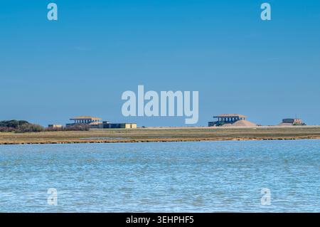 Orford Ness ancien site d'essai militaire top secret et base de défense maintenant une réserve naturelle dans le Suffolk Banque D'Images