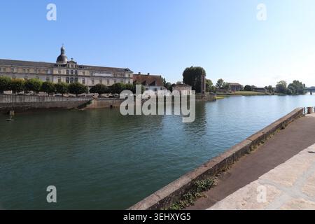 Le Saône, ville de Chalon-sur-Saône, département de Saône-et-Loire, France Banque D'Images