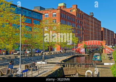 Zone de régénération d'Ancoats le long du canal de Rochdale dans le quartier nord de Manchester, Greater Manchester, Angleterre. Banque D'Images