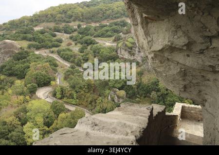 Vies pittoresques des escaliers menant au monastère de la Sainte Trinité, Meteora, Grèce 2021 Banque D'Images