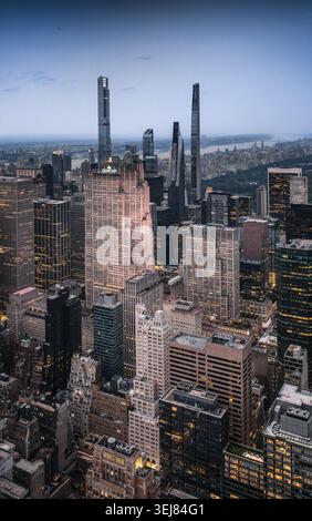 Paysages résidentiels de luxe sur les gratte-ciel de Manhattan à New York, États-Unis Banque D'Images