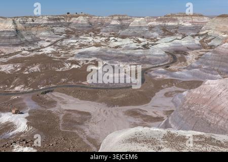 Blue Mesa Trail Colorful Banded Badlands Aerial View, Petrified Forest National Park, Arizona, États-Unis Banque D'Images