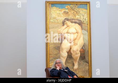 Sothebys Londres, Royaume-Uni. 29 mai 2026. Embargo jusqu'à 11h BST 29 MAI 2026 un des plus grands portraits du 20ème siècle par Lucian Freud Sleeping by the Lion Carpet (25-35 millions de livres sterling) - dévoilé chez Sotheby's à Londres en présence de sa célèbre sitter, Sue Tilley. Être vendu aux enchères dans le cadre de Sothebys Modern and Contemporary art sale Credit : Paul Quezada-Neiman/Alamy Live News Banque D'Images