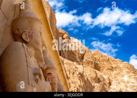 Reine Hatshepsout, représentée comme Osiris, Temple d'Hatshepsout, Louxor Banque D'Images