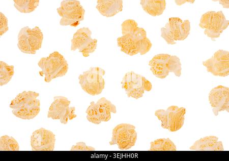 Motif décoratif de popcorn volant en gros plan, isolé sur fond blanc. Banque D'Images