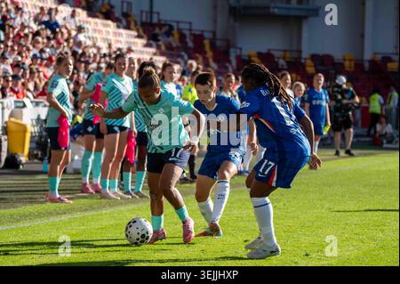 ROYAUME-UNI. 29 mai 2026. Nikita Parris (17 London City Lionesses ) contrôle le ballon pendant Chelsea V London City Lionesses jour 2 des tournois du World 7's TournamentAt Gtech Community Stadium London England Credit : SPP Sport Press photo. /Alamy Live News Banque D'Images