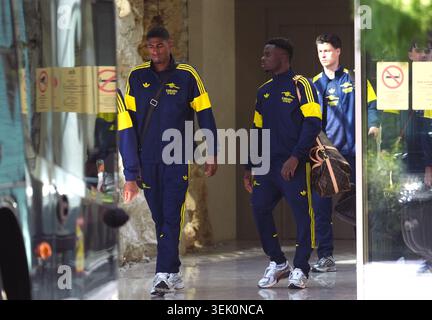Bukayo Saka d'Arsenal quitte l'hôtel Team à Budapest. Le rêve d’Arsenal de gagner sur la plus grande scène d’Europe pour la première fois en 140 ans d’histoire s’est terminé à l’agonie après une défaite en fusillade 4-3, Eberechi Eze et Gabriel hors cible à la Puskas Arena de Budapest. Date de la photo : dimanche 31 mai 2026. Banque D'Images