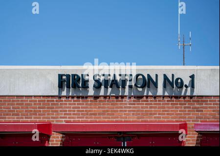 Vue aérienne de la caserne de pompiers n° 1 du service d'incendie d'El Segundo. Bâtiment situé à Main St, El Segundo, CA 90245. Banque D'Images