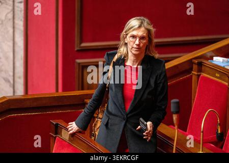 Paris, France. 03 juin 2026. La députée de l'ensemble pour la République, Agnes Pannier-Runacher, lors d'une séance de questions au gouvernement à l'Assemblée nationale, chambre basse du parlement français à Paris, le 3 juin 2026. Photo par Alexis Jumeau/ABACAPRESS.COM crédit : Abaca Press/Alamy Live News Banque D'Images