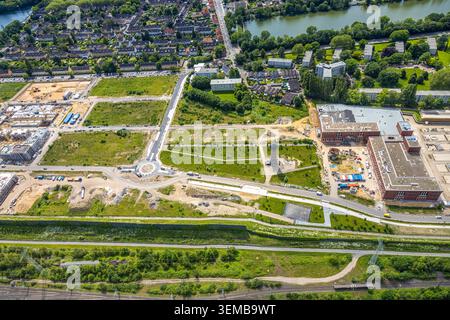 Luftbild, Baustelle und Neubau Technologiequartier in Wedau-Nord, Wasserturm und Baustelle mit Neubau auf dem alten Rangierbahnhof Wedau Gelände, Wedau, Duisburg, Ruhrgebiet, Rhénanie-du-Nord-Westphalie, Deutschland ACHTUNGxMINDESTHONORARx60xEURO *** vue aérienne, chantier de construction et nouveau quartier technique de construction à Wedau Nord, château d'eau et chantier de construction avec nouveau bâtiment sur l'ancien chantier de triage Wedau, Wedau, Duisburg, Ruhr, Rhénanie-du-Nord-Westphalie, Allemagne ACHTUNGxMINDESTHONORARx60xEURO Banque D'Images