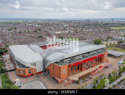Anfield Stadium, Liverpool, Merseyside, Angleterre. Stade du Liverpool Football Club, vue aérienne de l'un des stades de football les plus célèbres au monde Banque D'Images