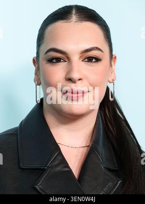 LOS ANGELES, CALIFORNIE, États-Unis - JUIN 06 : Isabella Gomez arrive à l'événement officiel Emmy FYC (pour votre considération) de la saison 3 d'Apple TV+ qui s'est tenu au DGA Theater Complex de la Directors Guild of America le 6 juin 2026 à Los Angeles, Californie, États-Unis. (Photo de Xavier Collin/image Press Agency) Banque D'Images