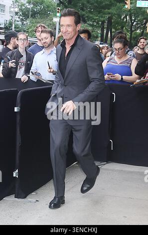 New York, NY, États-Unis. 10 juin 2026. Hugh Jackman assiste à la première mondiale de « The Death of Robin Hood » d'A24 à l'AMC Lincoln Square à New York. 10 juin 2026. Crédit : RW/Mediapunch/Alamy Live News Banque D'Images