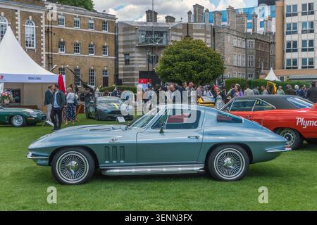 Chevrolet Corvette C2 Sting Ray 1966 au concours de Londres 2026 à l'honorable Artillery Company London UK Banque D'Images