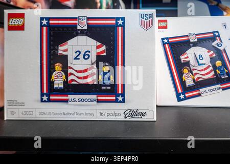 Le magasin officiel de football américain sponsorisé par Visa est une boutique pop-up pendant les Jeux de la Coupe du monde, Grand Central terminal, 2026, New York City, États-Unis Banque D'Images