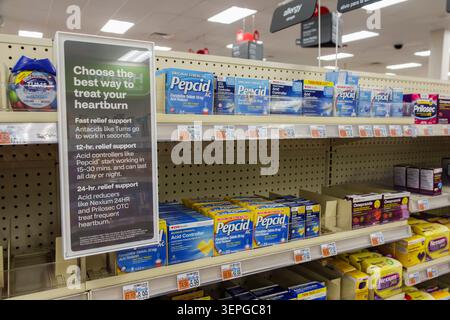 Miami Beach Floride, CVS Pharmacy, CVS Health, allée de pharmacie, pharmacie de détail, pharmacie, médicaments en vente libre, soulagement des brûlures d'estomac, réducteur d'acide Banque D'Images