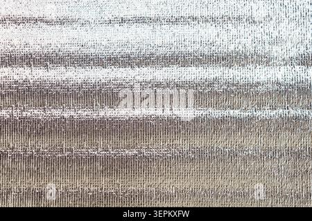 Un fond abstrait avec des lignes horizontales et ondulées dans des tons pastel qui crée un visuel texturé et artistique adapté aux projets créatifs, a Banque D'Images