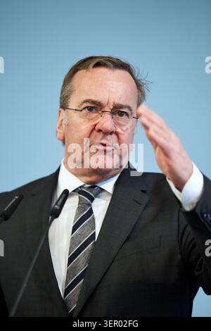16.03.2026, Allemagne, Berlin, Berlin - le ministre fédéral de la Défense Boris Pistorius lors d'une conférence de presse à son ministère. L'occasion est l'inauguration Banque D'Images
