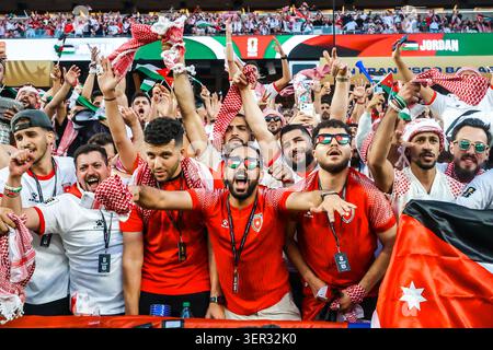 Santa Clara, California, USA. 16th June, 2026. Santa Clara, USA - June 16 2026: Jordan fans before the FIFA World Cup group match between Austria and Jordan at San Francisco Bay Area Stadium (Credit Image: © Chris Putnam/ZUMA Press Wire) EDITORIAL USAGE ONLY! Not for Commercial USAGE! Banque D'Images