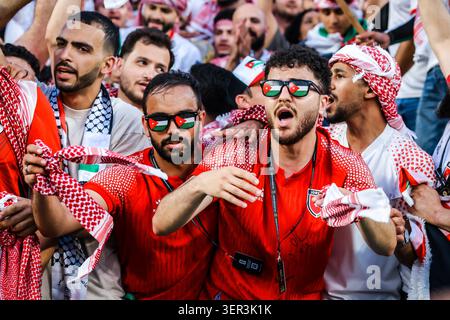 Santa Clara, California, USA. 16th June, 2026. Santa Clara, USA - June 16 2026: Jordan fans before the FIFA World Cup group match between Austria and Jordan at San Francisco Bay Area Stadium (Credit Image: © Chris Putnam/ZUMA Press Wire) EDITORIAL USAGE ONLY! Not for Commercial USAGE! Banque D'Images