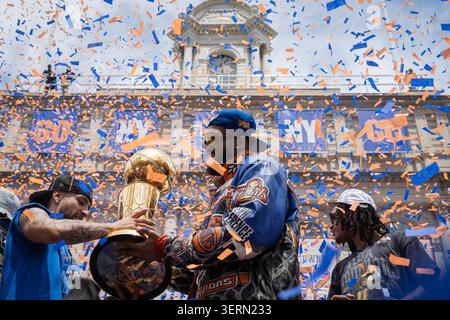 New York Ciy, États-Unis. 29 mars 2018. NYC Knicks Jose Alvarado et karl-Anthony Towns lors de la cérémonie du championnat NBA à l'hôtel de ville de New York. 18 juin 2026. (Photo de Steve Sanchez/Sipa USA). Crédit : Sipa USA/Alamy Live News Banque D'Images