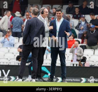 Londres, Royaume-Uni. 17 juin 2026. Londres, ANGLETERRE - Sir Alastair Cook EX England Captain lors du 2ème Rothesay test match, jour un match de cricket entre l'Angleterre et la Nouvelle-Zélande au Kia Oval, Kennington, Londres, le 17 juin 2026, à Londres, Angleterre. Crédit : action Foto Sport/Alamy Live News Banque D'Images
