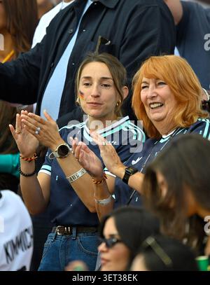 De gauche à droite Lena Wurzenberger (petite amie de l'entraîneur de l'équipe nationale Julian Nagelsmann, Allemagne), Burg 'Burgi' Nagelsmann (mère de Julian Nagelsmann) Toronto, 20 juin 2026, football, Coupe du monde FIFA 2026 aux États-Unis, au Mexique et au Canada, phase de groupes, Allemagne - Côte d'Ivoire Banque D'Images