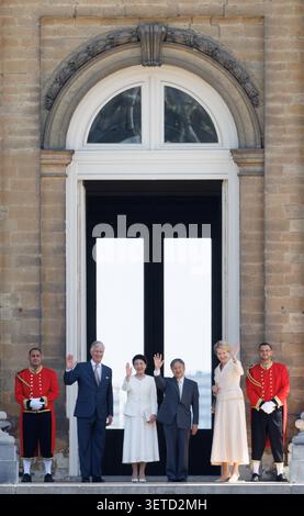 Le roi Philippe - Filip de Belgique, l'impératrice japonaise Masako, l'empereur japonais Naruhito et la reine Mathilde de Belgique photographiés lors de la photo officielle au château de Laeken - Laken, Bruxelles, lors de la visite officielle de l'empereur et de l'impératrice japonais en Belgique le lundi 22 juin 2026. L'Empereur et l'Impératrice du Japon visitent la Belgique du 20 au 25 juin. BELGA PHOTO BENOIT DOPPAGNE Banque D'Images