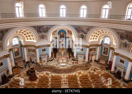 Malte, Mosta, Sanctuaire Basilique de l'Assomption de notre Dame Rotonde Eglise, vue intérieure surélevée depuis le balcon Banque D'Images
