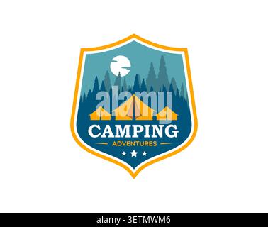 Icône de tente de camping de forêt ou badge avec des tentes contre les silhouettes de pin sous une lune la nuit. Bouclier emblème rétro pour l'aventure en plein air, nature ex Illustration de Vecteur
