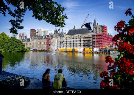 LA HAYE - rénovation du Binnenhof à la Haye. Le Binnenhof est en rénovation depuis le 1er octobre 2021. L'objectif est de rendre les bâtiments abritant les première et deuxième chambres, entre autres, à l'épreuve du temps. La rénovation du Binnenhof à la Haye devient de nouveau plus coûteuse. ROBIN UTRECHT /anp pays-bas Out - belgique Out Banque D'Images