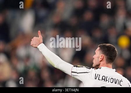 Juventus’s Dusan Vlahovic during the Uefa Champions League soccer match, between Juventus and Sporting CP at the Allianz Stadium in Turin, League phase Matchday 4, north west Italy - Tuesday, November 4, 2025. Sport - Soccer (Photo by Fabio Ferrari/LaPresse) Banque D'Images