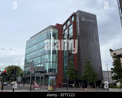 Immeuble de bureaux moderne Merrion House pour Leeds City Council à Leeds, West Yorkshire, Royaume-Uni. Banque D'Images