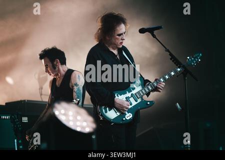 The Cure en concert au Blackweir Live, Cardiff, 24 juin 2026 Banque D'Images
