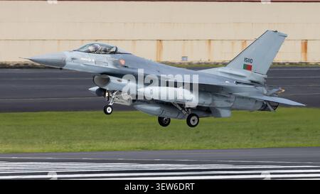 F-16AM de l'armée de l'air portugaise Fighting Falcon Landing Banque D'Images