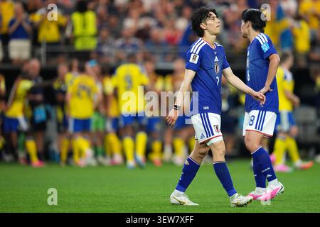 Arlington, États-Unis. 25 juin 2026. ARLINGTON, ÉTATS-UNIS - JUIN 25 : Ao Tanaka du Japon, Ayase Ueda du Japon semble déçu après avoir concédé le premier but de l'équipe lors du match du Groupe F : Coupe du monde de la FIFA 2026 entre le Japon et la Suède au Dallas Stadium le 25 juin 2026 à Arlington, Texas. (Photo de Pablo Morano/BSR Agency) crédit : BSR Agency/Alamy Live News Banque D'Images