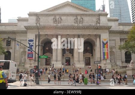 New York, United States. 25th June, 2026. The New York Public Library is seen in Manhattan, New York City. Credit: SOPA Images Limited/Alamy Live News Banque D'Images