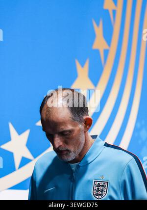 New York, États-Unis. 26 juin 2026. L'entraîneur-chef de l'Angleterre Thomas Tuchel assiste à une conférence de presse lors de la Coupe du monde de la FIFA 2026 au New York New Jersey Stadium, aux États-Unis, le 26 juin 2026. Crédit : Xu Chang/Xinhua/Alamy Live News Banque D'Images