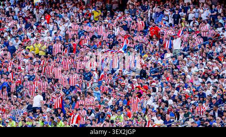Boston, États-Unis. 29 juin 2026. Supporters du Paraguay lors de la Coupe du monde de la FIFA 2026 Round of 32 match entre l'Allemagne et le Paraguay au stade de Boston le 29 juin 2026 à Boston, États-Unis. (Crédit : Marcel ter bals/MTB-photo/Alamy Live News) crédit : MTB photo/Alamy Live News Banque D'Images